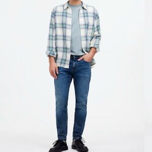 Madewell Men’s Athletic Slim Jeans